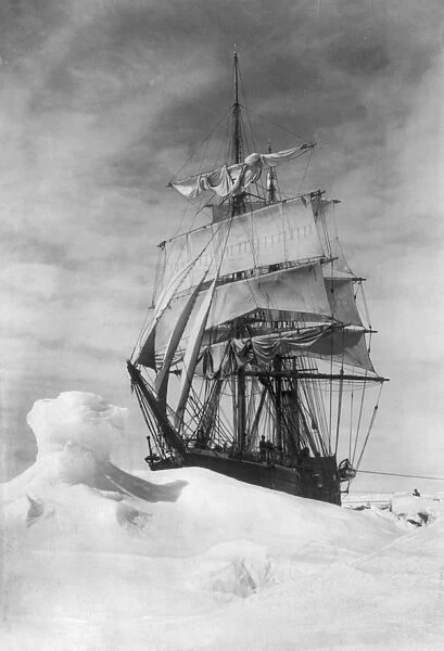 TERRA NOVA EXPEDITION. The Terra Nova ship stuck in the ice during the British