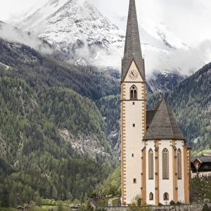 Parish church of Heiligenblut, Grossglockner, Heiligenblut, Carinthia, Austria