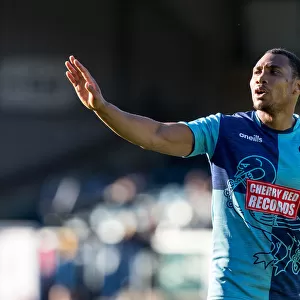 Darius Charles vs Southend United: A Football Battle at Wycombe Wanderers, September 29, 2018 (#21)