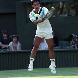 Wimbledon Tennis. Henri Leconte v. Michael Chang. June 1988 88-3353-013
