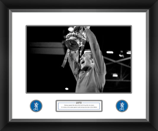 Chelsea Ron Harris FA Cup 1970 Framed Print - 20 x 16