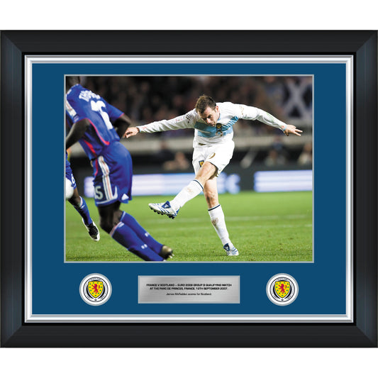 James McFadden Goal 2007 versus France 20x16 Framed Prints