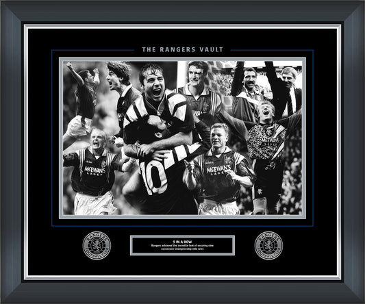 20x16" 9 in a Row Framed Print